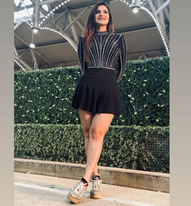 Staggering Photoshoot Of Insta Celebrities